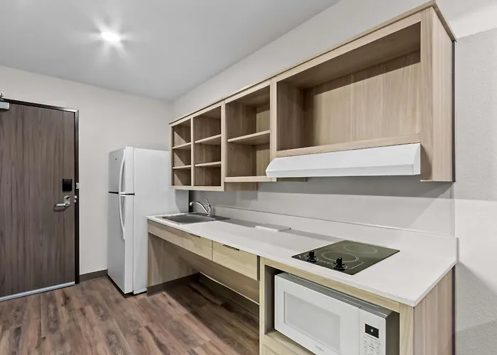 Woodspring Gilbert - Mesa Gateway Airport Hotel
