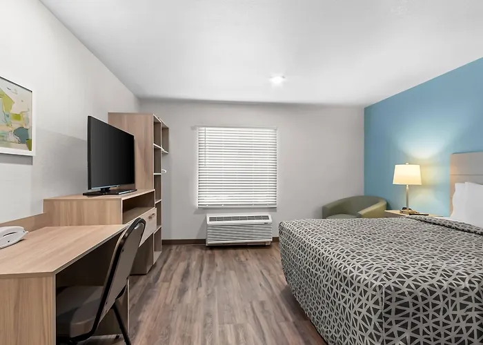 Woodspring Gilbert - Mesa Gateway Airport Hotel Queen Creek
